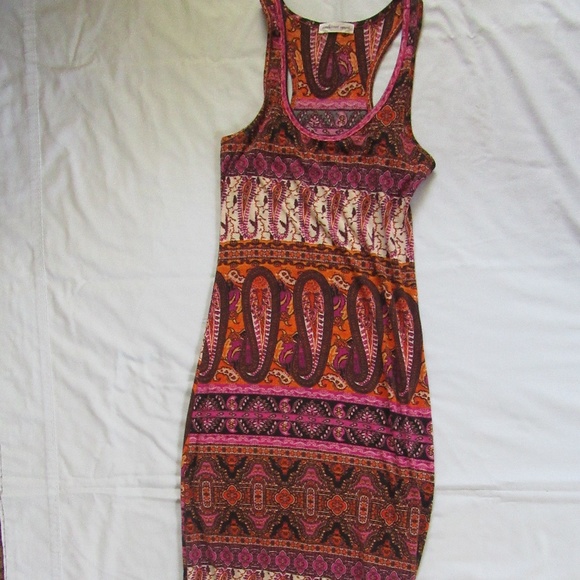 Tribal Dress - Picture 1 of 2